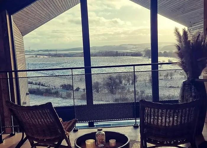 Villa La 77 & Hindi *